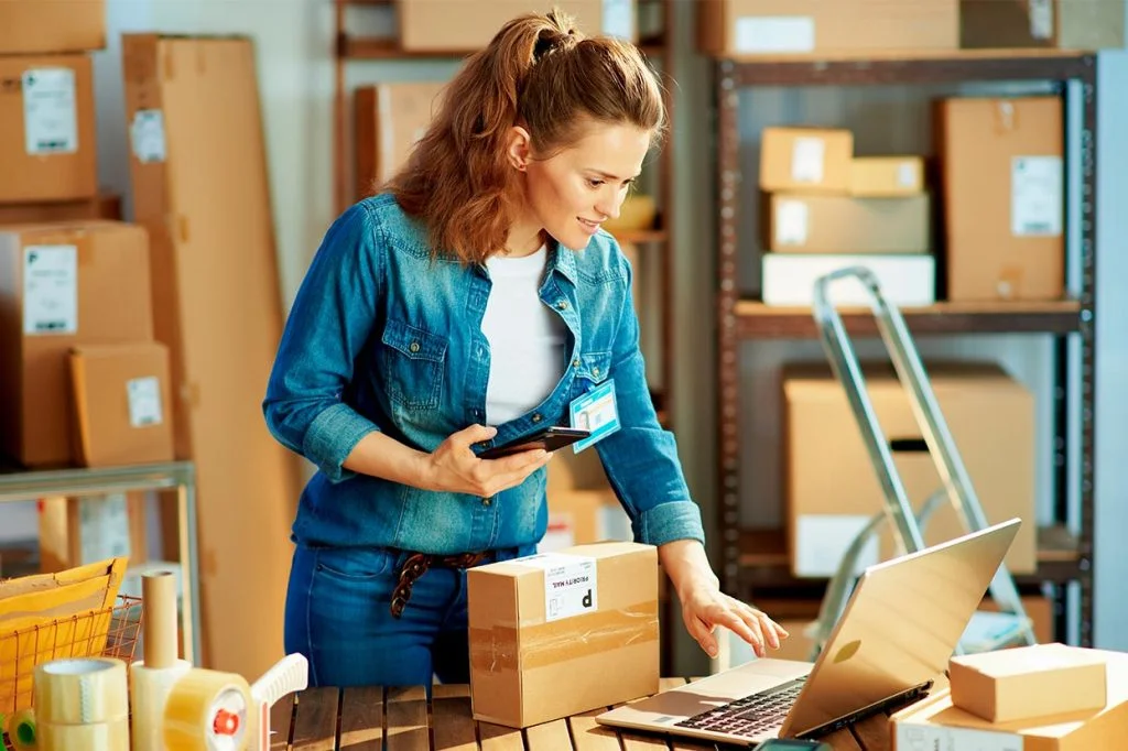 Los paquetes promocionales son una buena estrategia para vender productos estancados en el inventario de su negocio.